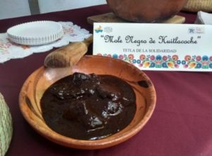 mole negro, huitlacoche, Tetla, Tlaxcala, Maleta de Viajes, gastronomía,