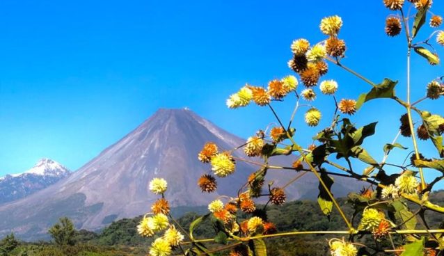 Comala, Colima, Pueblo Mágico, cultura, Maleta de Viajes, artesanías, aventura, Volcán de Fuego