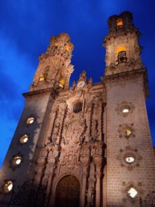 Maleta de Viajes, Hoteles, viajes, turismo, aventura, Taxco, Guerrero, plata, Recorrido de Leyendas, K-ToursMaleta de Viajes, Hoteles, viajes, turismo, aventura, Taxco, Guerrero, plata, Recorrido de Leyendas, K-Tours