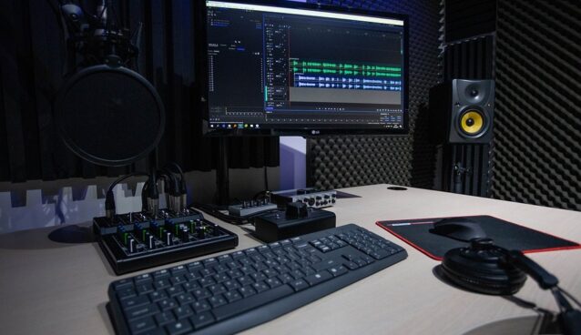 Maleta de Viajes, Acast, viajes, turismo, aventura, podcast, terror, Maleta Tech