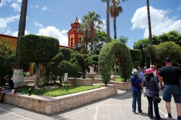 Maleta de Viajes, turismo, viajes, aventura, viajeros, destinos, Baúl Gastronómico, Hay Festival, Querétaro, Peña de Bernal
