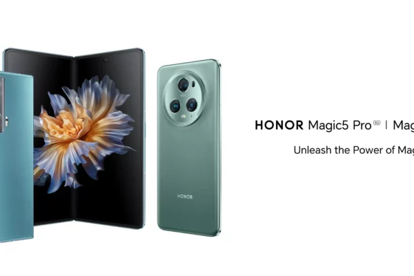 HONOR-Honor Magic-HONOR Magic5 Pro HONOR MAGIC5 Lite-HONOR Magic VS-Plegable-Snapdragon 8 Gen 2-celular-maleta tech-MWC-brujeriatech-No es brujería, es tecnología-Maleta de viajes