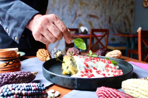 Maíz Pinto, Tlaxcala, restaurante en Tlaxcala, chile en nogada, Maleta de viajes, baúl gastronómico