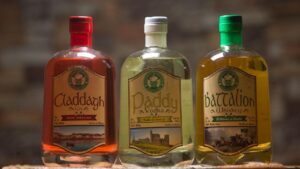 destilería San Patricio, Mezcal, Baúl gastrónomico, Maleta de vIajes,tradiciones de Irlanda