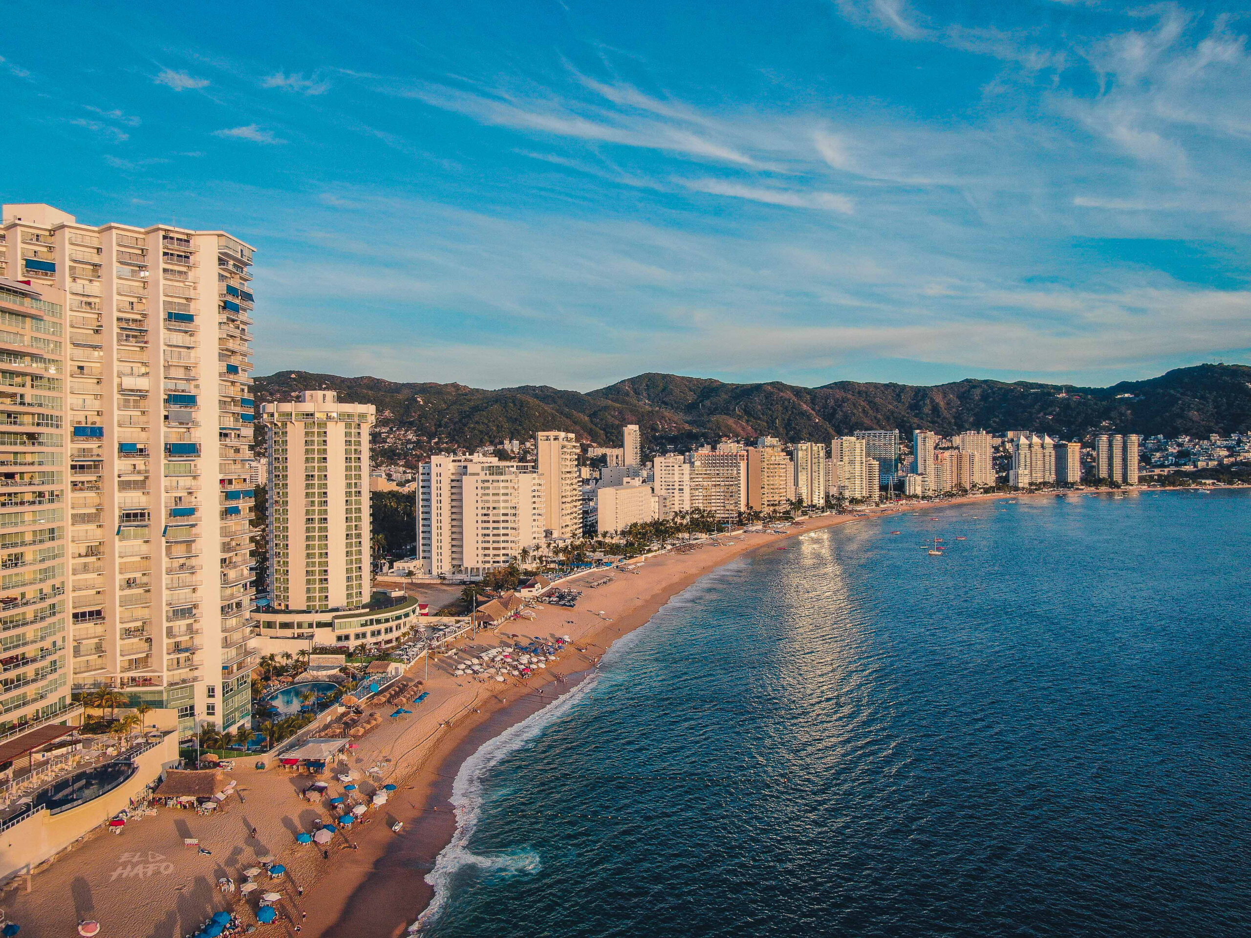 ACAPULCO FORTALECE SU CONECTIVIDAD A REA Maleta De Viajes