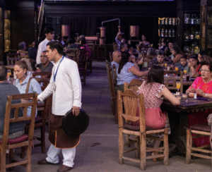 Maleta de VIajes, viajeros,, Guadalajara, Jalisco, vacaciones, Mariachi, restaurante Guadalajara.