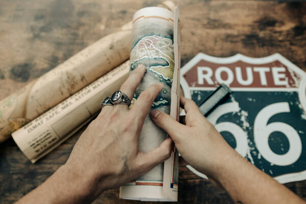 Viajes, viajeros, vacaciones, Maleta de Viajes, turismo, booking.com