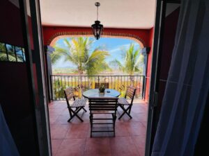 Viajes, viajeros, vacaciones, Maleta de Viajes, turismo, booking.com