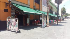 Maleta de VIajes, viajeros,, , vacaciones, Mariachi 