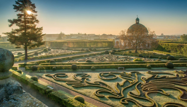 chequia, internacional, maleta de viajes, viajeros, destinos,