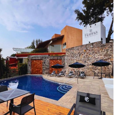 Viajes, viajeros, vacaciones, Maleta de Viajes, turismo, booking.com