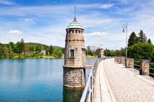 chequia, internacional, maleta de viajes, viajeros, destinos,