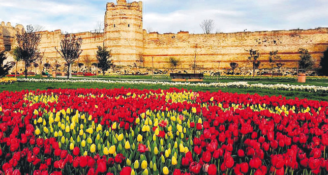 Estambul florece: el Festival de Tulipanes que transforma la ciudad cada primavera
