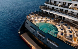 El viaje en movimiento, ocho experiencias para descubrir el mundo desde el mar