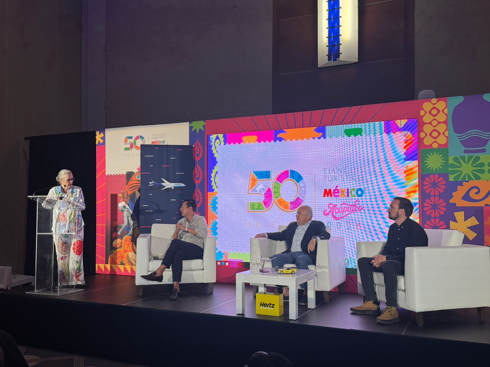 Hertz México y Aeroméxico redefinen movilidad rumbo al 2030