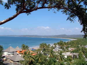 PLAYAS ESCONDIDAS Y NATURALEZA EN COSTALEGRE, JALISCO
