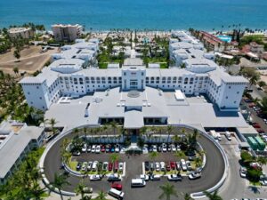 RIU Jalisco se transforma en RIU Flamingos Nuevo Nayarit