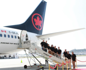 Air Canada presenta su nuevo Air Canada Rouge 737 MAX