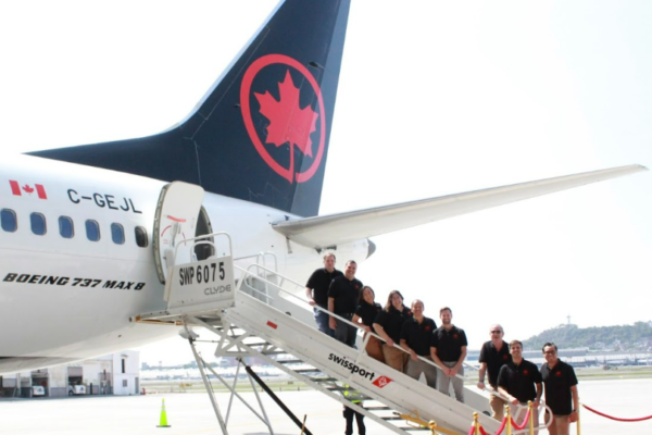 Nuevo Air Canada Rouge