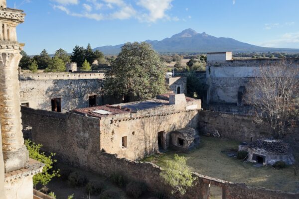 Hacienda Santa Barbara, Huamantla, Tlaxcala, hotel boutique, Maleta de viajes, viajeros, maiíz, galería de arte, Malena Díaz