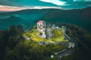chequia, internacional, maleta de viajes, viajeros, destinos,
