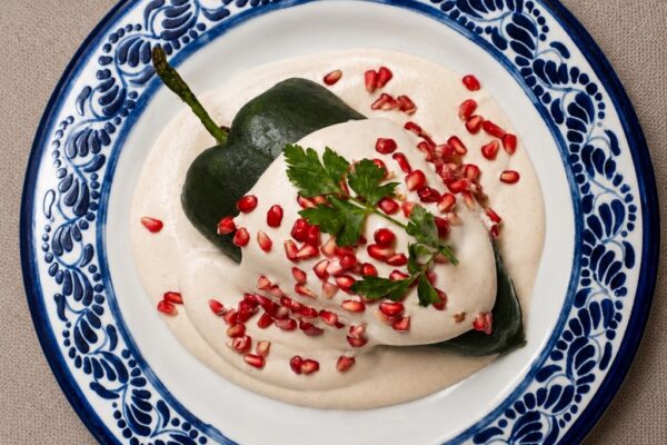 Chiles en nogada, baul gastronomico, cdmx, restaurantes, temporada de chile en nogada