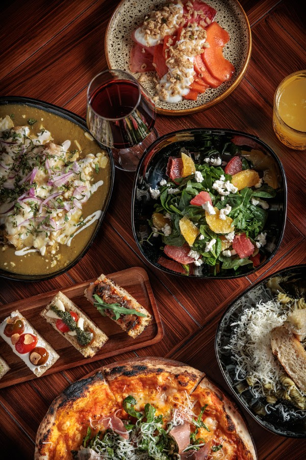 Bladimiro Pan y Vino, un espacio auténtico y cálido que envuelve con sabores mediterráneos en Santa María la Ribera
