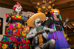 Maleta de Viajes, viajeros, dia de muertos, Tecate, experiencias inmersivas, día de muertos, Baja California